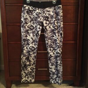 Express Black and White Floral Cropped Pants